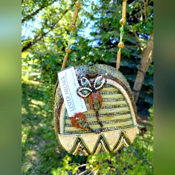 NWT Beaded Green Forest Crossbody LESTER MELNICK inventory! - Picture 3 of 16